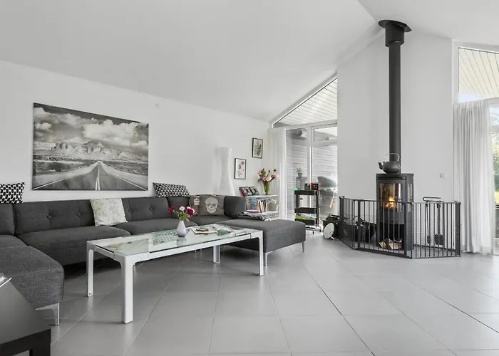 Σπίτι διακοπών 3 Bedroom Cozy In *